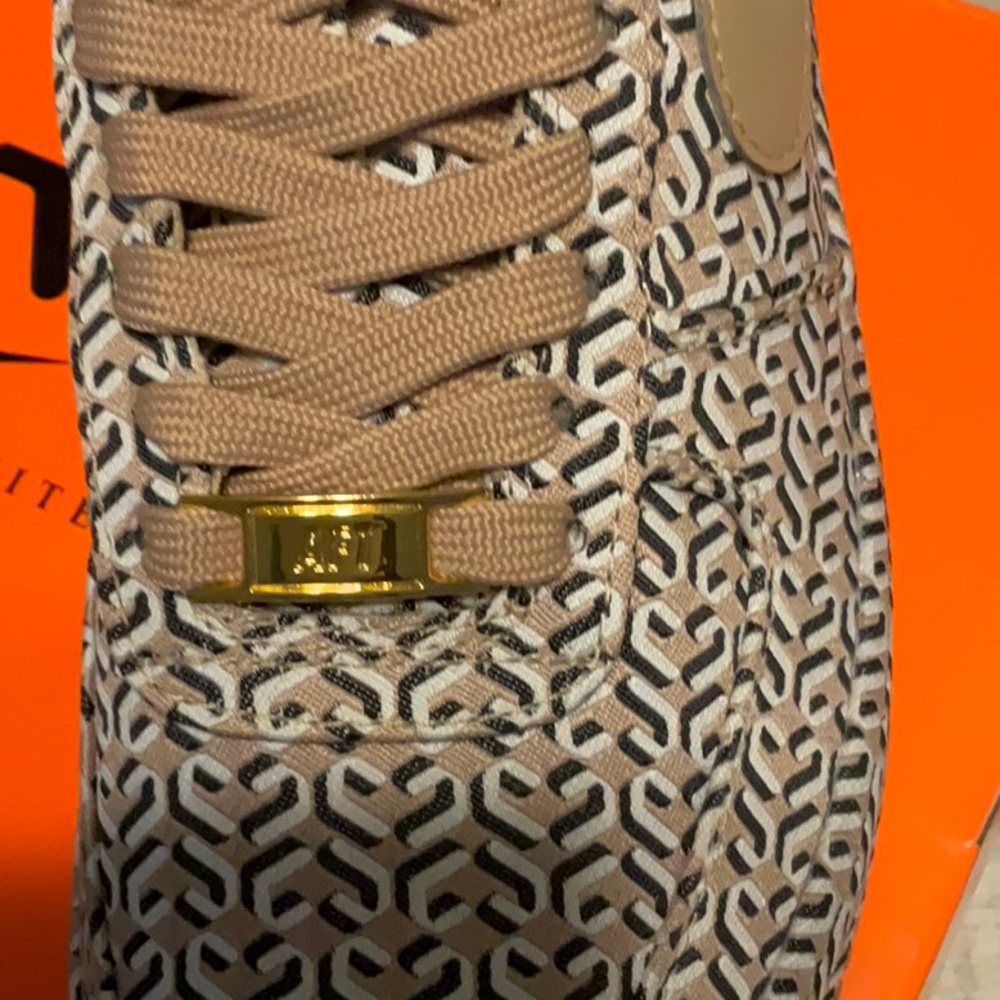 NIB NIKE WOMANS AIR FOR E 1 LX - Picture 4 of 11